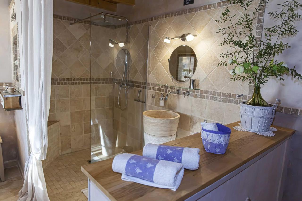 Bed and Breakfast Mas Des Rabasses Le Pontet  Esterno foto