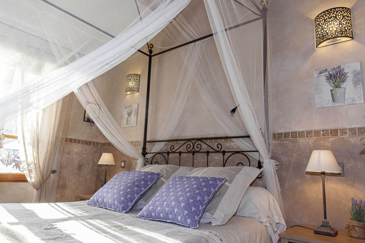 Bed and Breakfast Mas Des Rabasses Le Pontet  Esterno foto
