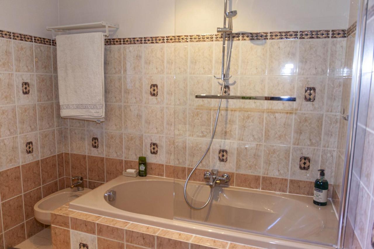 Bed and Breakfast Mas Des Rabasses Le Pontet  Esterno foto