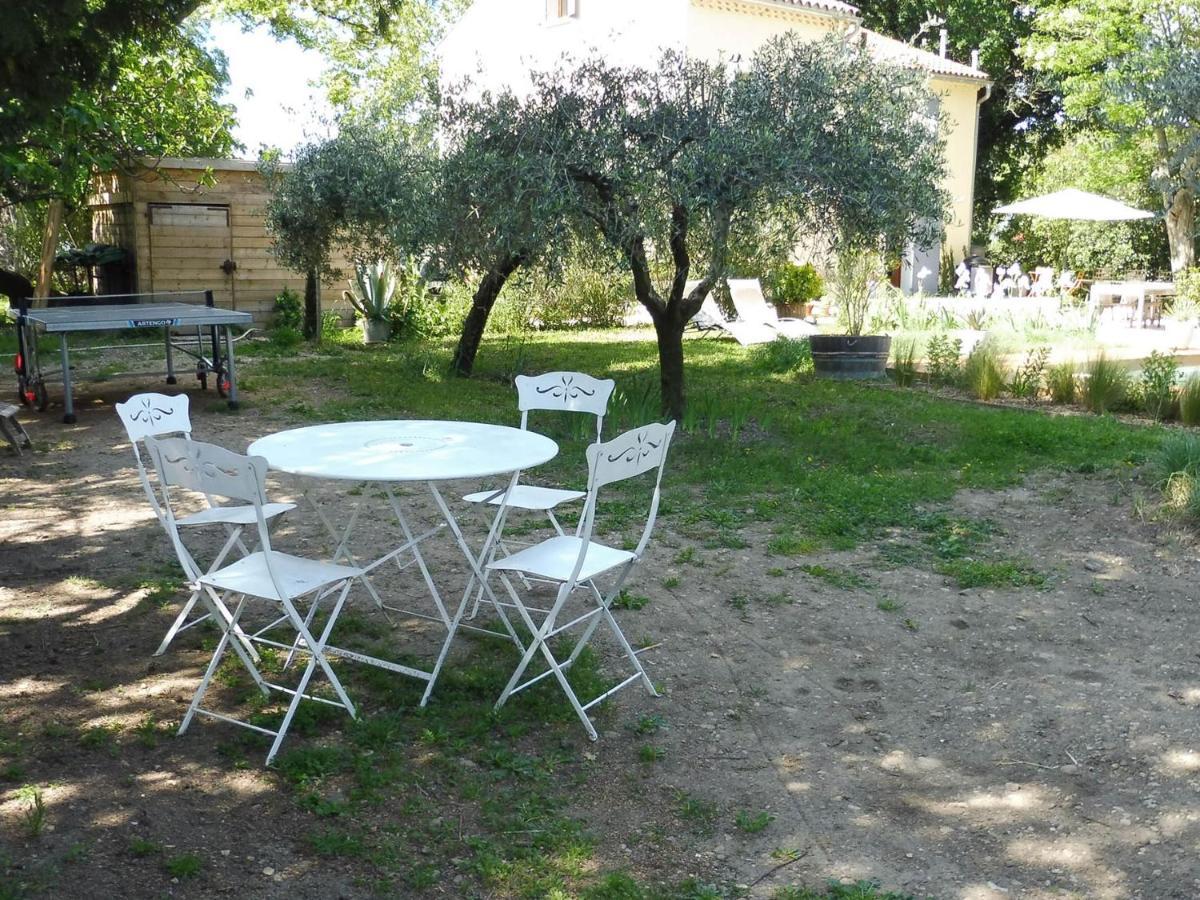 Bed and Breakfast Mas Des Rabasses Le Pontet  Esterno foto